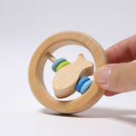 Grimm's Fish-in-Circle with Wooden Discs Rattle