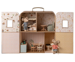 SuitCasa Mouse House