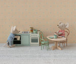 Miniature Mouse Kitchen Counter