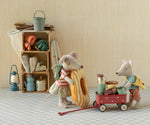 Wagon Mouse, Red