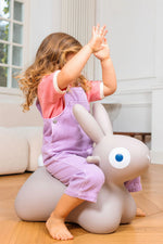 Quut Hoppi Bouncing Bunny Warm Grey